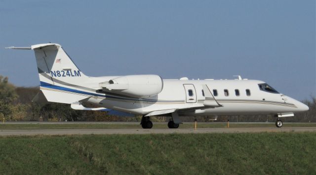 Learjet 60 (N824LM) - ******SELECT FULL FOR HD******br /br /br /br /br /br /Learjet 60 departing from BUF!!br /br /br /br /br /br /******SELECT FULL FOR HD******