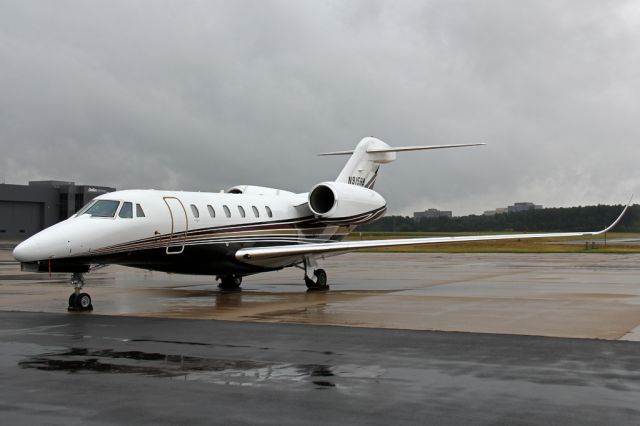 Cessna Citation X (N915RB) - FHC Flight Services Citation X with its new paint and winglets.