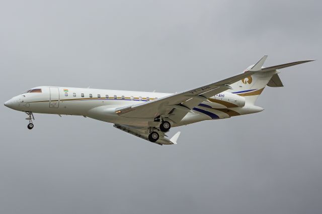 Bombardier Global Express (VT-AHI)