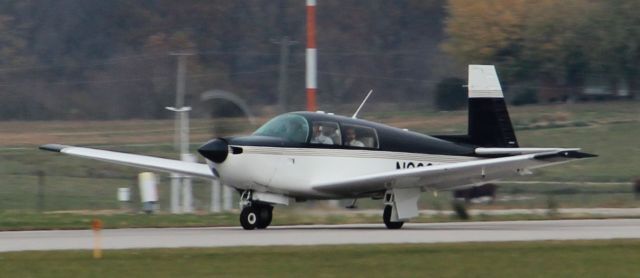 Mooney M-20 (N9201M) - Departing rwy 27... Nov 2012