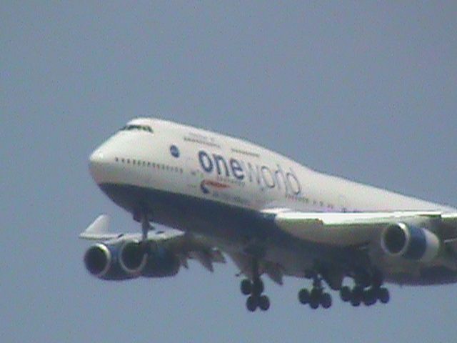 Boeing 747-400 (G-CIVI)