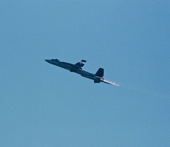 Lockheed Blackbird (NASA831) - NASA SR-71 climbing out after doing a fly by at the USAF Edwards AFB Open House and Air Show 10-18-1997