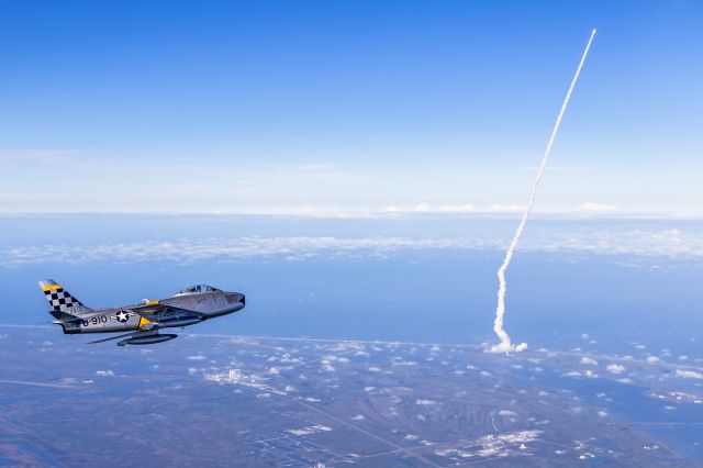 Gulfstream Aerospace Gulfstream V (N286CF) - F-86 flying at Cape Kennedy during Atlas launch