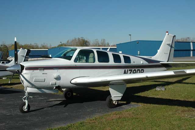 Beechcraft Bonanza (N79DR)