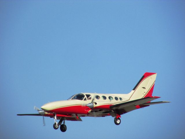 Cessna Chancellor (N414JL) - Landing RWY 30