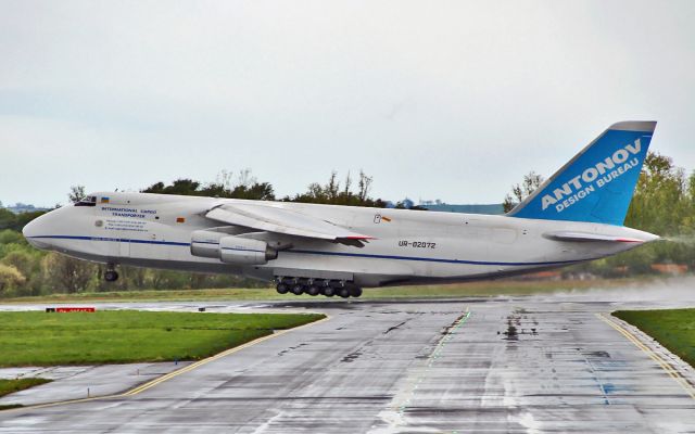 Antonov An-124 Ruslan (UR-82072) - adb an-124 ur-82072 dep shannon 23/4/14.