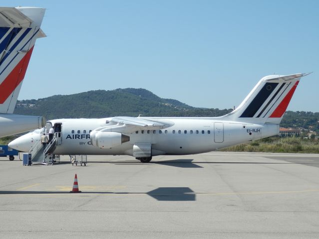 Avro Avroliner (RJ-85) (EI-RJH)