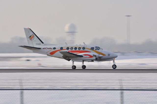 Beechcraft King Air 100 (C-GIZX) - Just landing on YUL