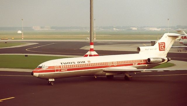 Boeing 727-100 (TS-JHP) - Tunis Air B727-2H3(A) cn20822  okt82