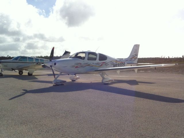 Cirrus SR-22 (N830DS)