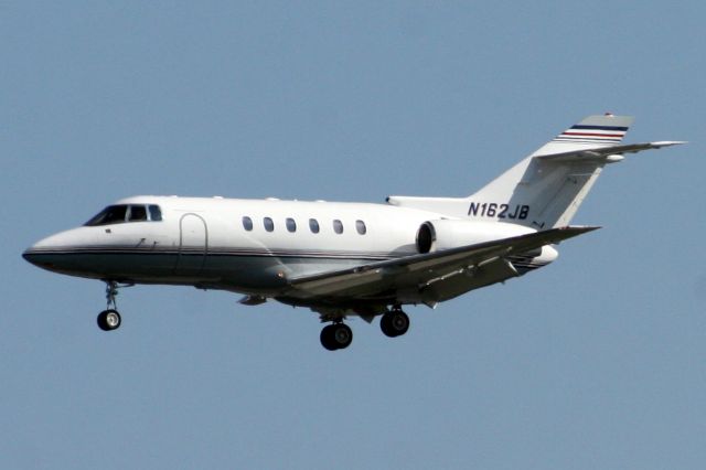 Hawker 800 (N162JB)