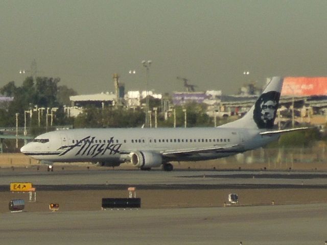 BOEING 737-400 (N788AS)