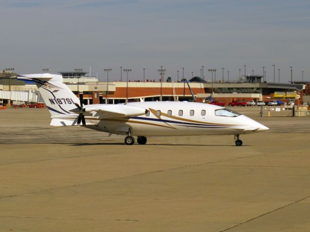 Piaggio P.180 Avanti (N187SL) - Jet speeds - turboprop fuel flows.