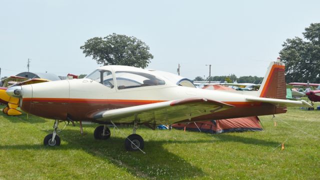 North American Navion (N91646) - Oshkosh Camping