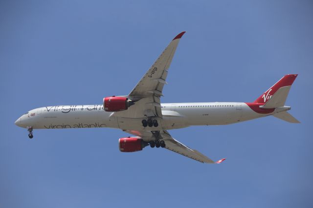 Airbus A350-1000 (G-VPOP)