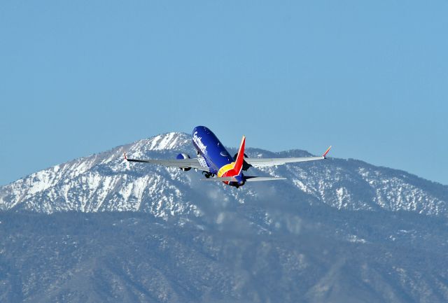 Boeing 737-800 (N8715Q) - Southwest 737-8max  N8715Q (s/n 42570) Leaving Victorville (vcv/kvcv) 