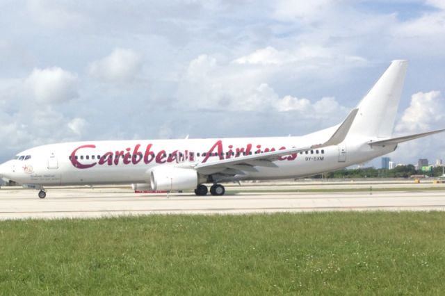 Boeing 737-800 (9Y-SXM)