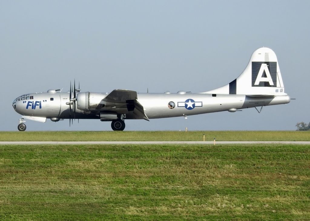 Boeing B-29 Superfortress (NX529B)