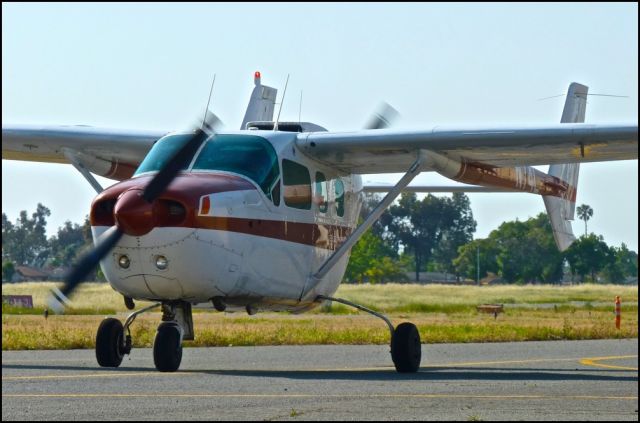 Cessna Super Skymaster (N74L)