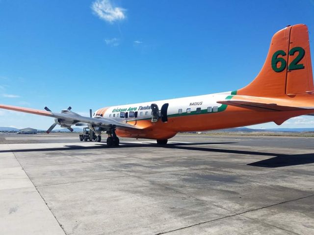 Douglas DC-7 (N401US) - Tanker 62, N401US, Madras, Oregon 2018