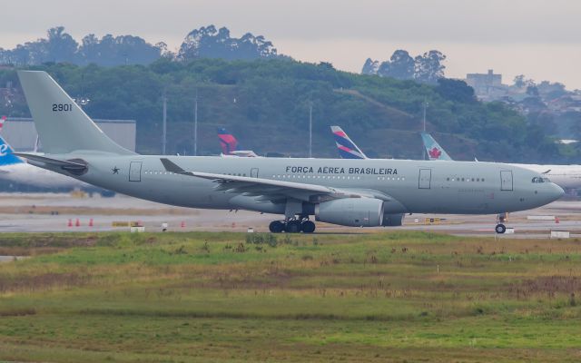 Airbus A330-200 (FAB2901)