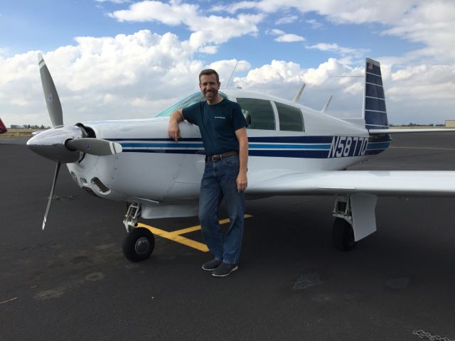 Mooney M-20 (N5877Q)