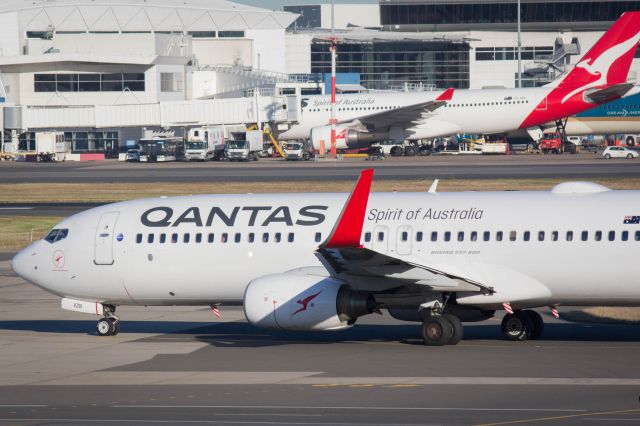 Boeing 737-800 (VH-VZB)