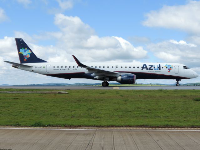 EMBRAER 195 (PR-AXF)