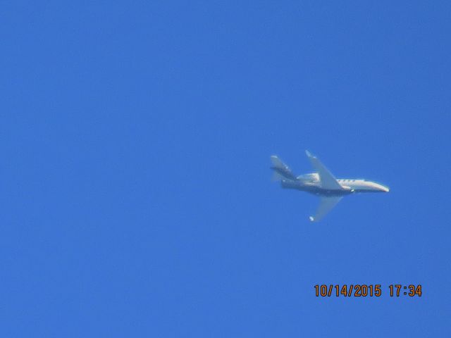 Embraer Phenom 300 (N304FL)