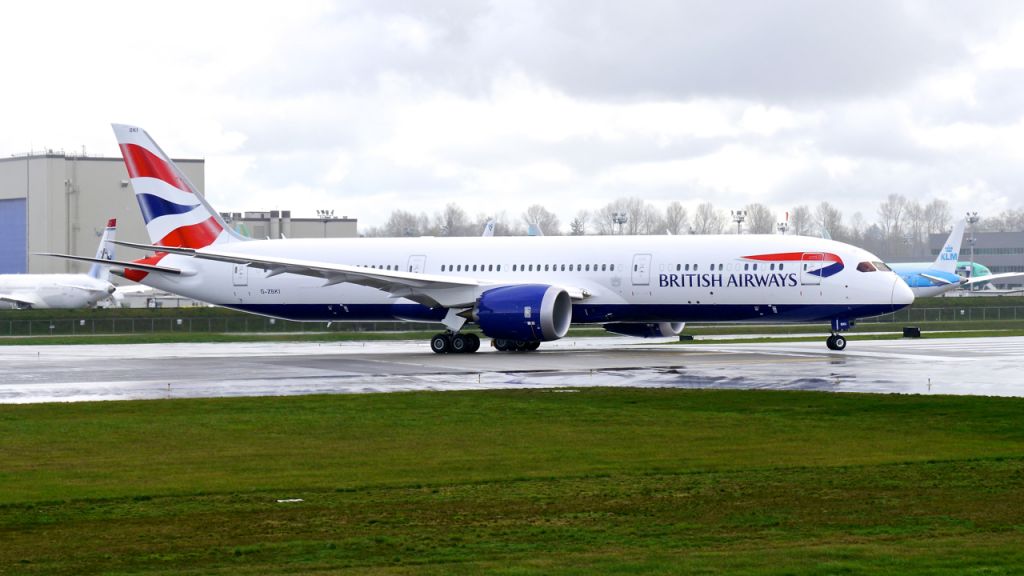 Boeing 787-9 Dreamliner (G-ZBKI) - BOE370 taxis onto Rwy 16R for a RTO check on 3/16/16. (ln 406 / cn 38625). The aircraft landed a few minutes prior to this during a heavy rain shower.
