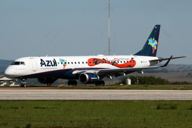 EMBRAER 195 (PR-AYG)