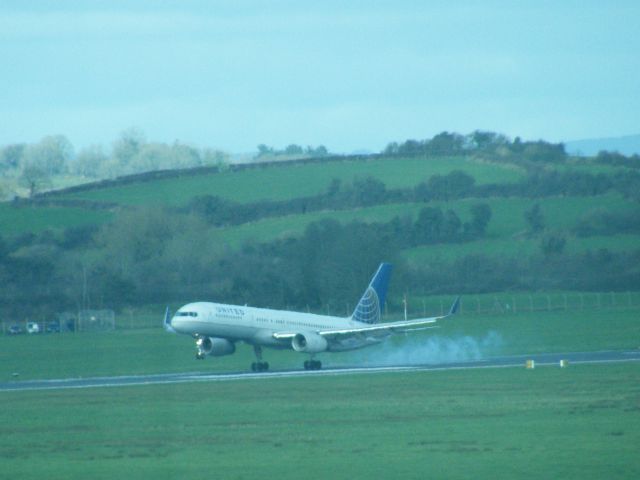 Boeing 757-200 (N34131) - N34131 B757 UAL 41 DIV TO SHANNON