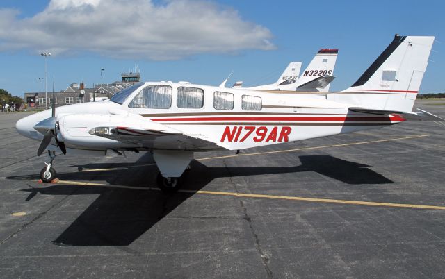 Beechcraft Baron (58) (N179AR)