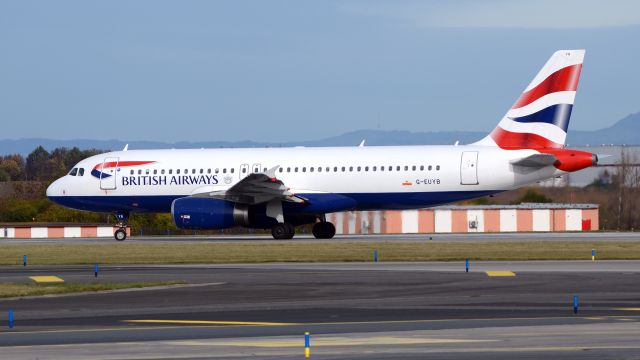 Airbus A320 (G-EUYB) - Airbus A320-232, BA855 PRG-LHR, Prague, Nov 5, 2023