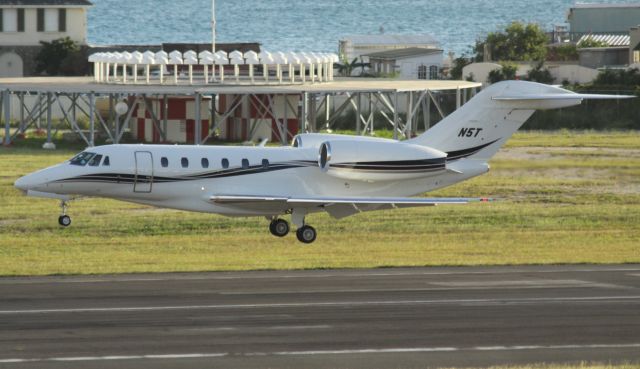 Cessna Citation X (N5T)