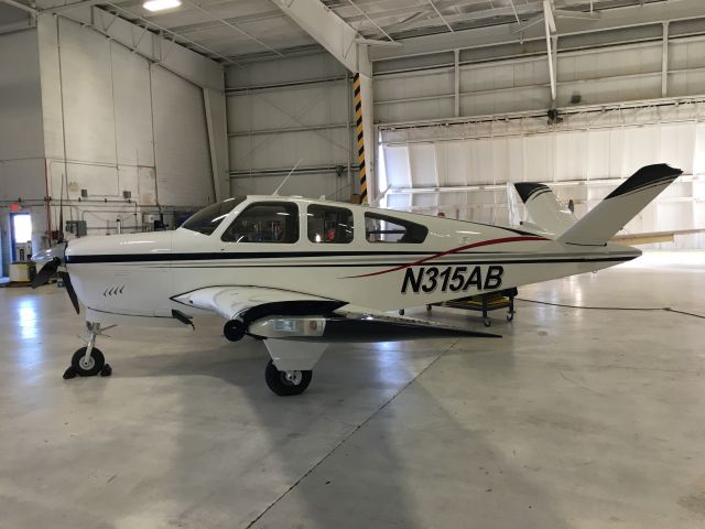 Beechcraft 35 Bonanza (N315AB)