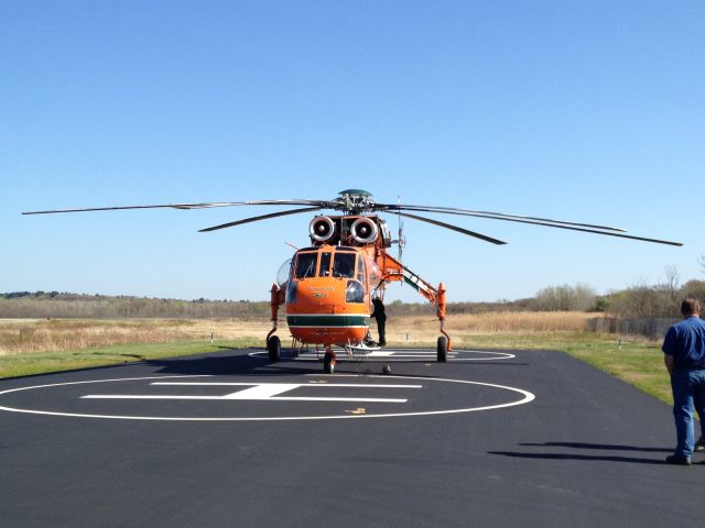 Sikorsky CH-54 Tarhe (N164AC)