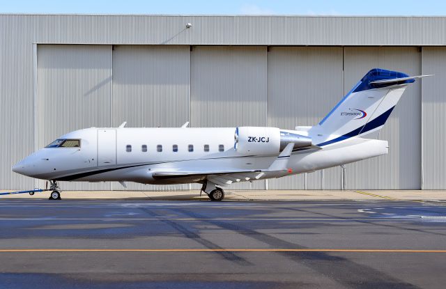 Canadair Challenger (ZK-JCJ)