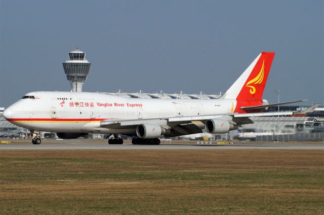 Boeing 747-400 (B-2437) - Boeing 747-481(BDSF) Yangtze River Express B-2437 EDDM/MUC 22.Feb.2016