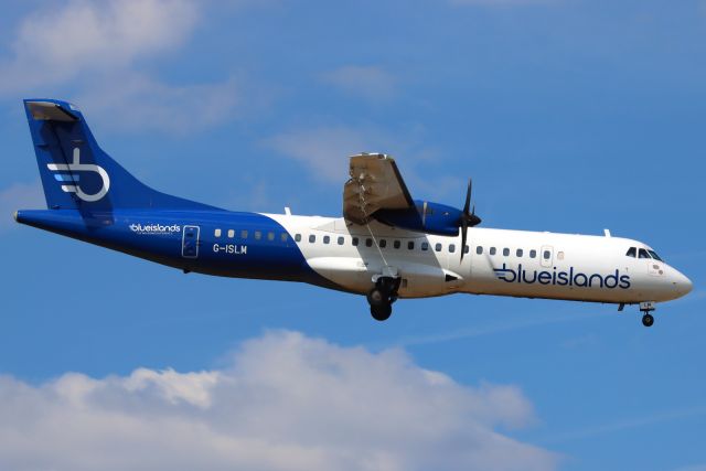 Aerospatiale ATR-72-500 (G-ISLM)