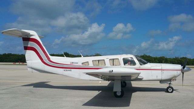 Piper Lance 2 (N36445) - Piper Lance II N36445