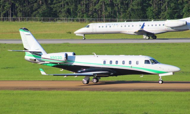 IAI Gulfstream G100 (N903D)