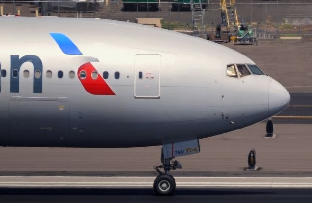 Boeing 777-200 (N773AN) - Phoenix Sky Harbor International Airport 24SEP19