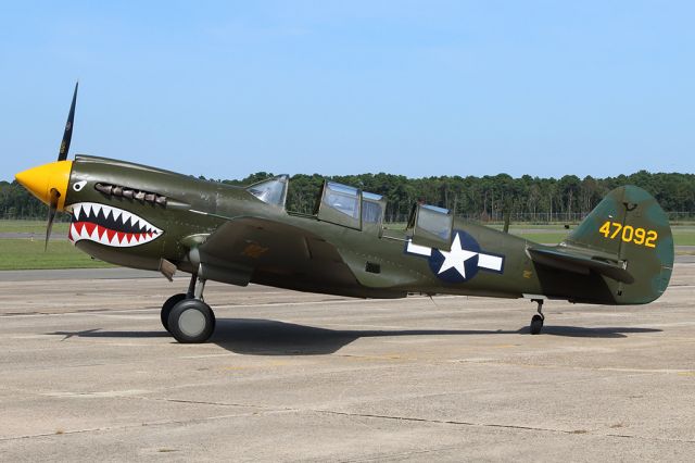 THUNDER WINGS Curtiss P-40 (N440CF)