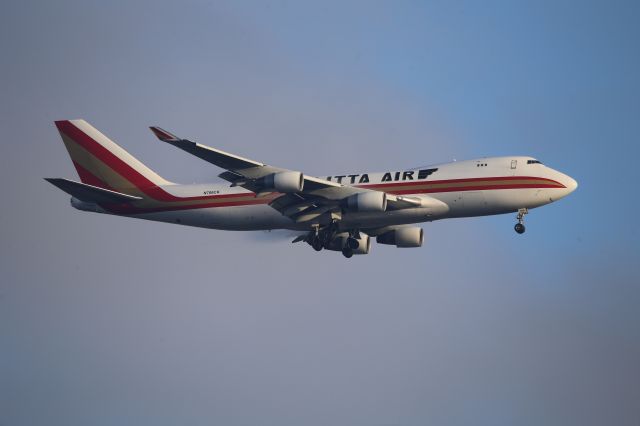 Boeing 747-400 (N706CK)