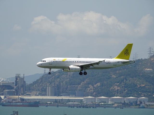 Airbus A320 (V8-RBT)