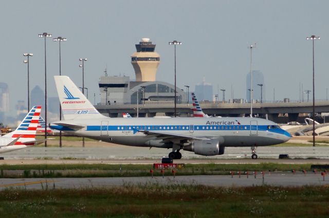 Airbus A319 (N744P) - 6/2/19 - AAL2313 DFW-GDL