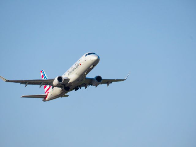 Embraer 175 (N506SY) - SKW6268br /TUL-LAXbr /09/14/22