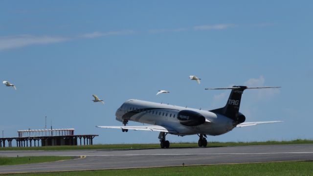 Embraer ERJ-145 (TG-TAJ)