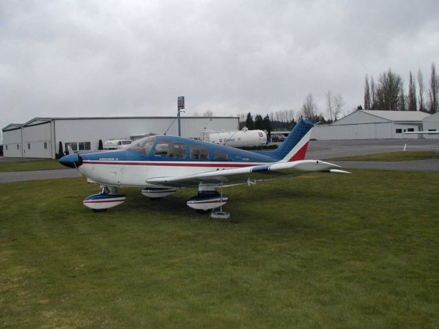 Piper Cherokee (N43779)